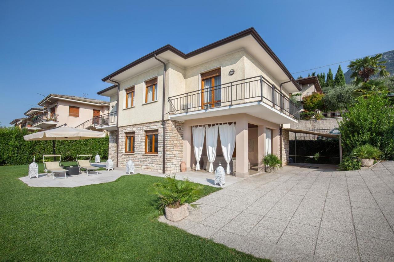 Villa Viola-Comoda Villetta A Каприно Веронезе Екстериор снимка