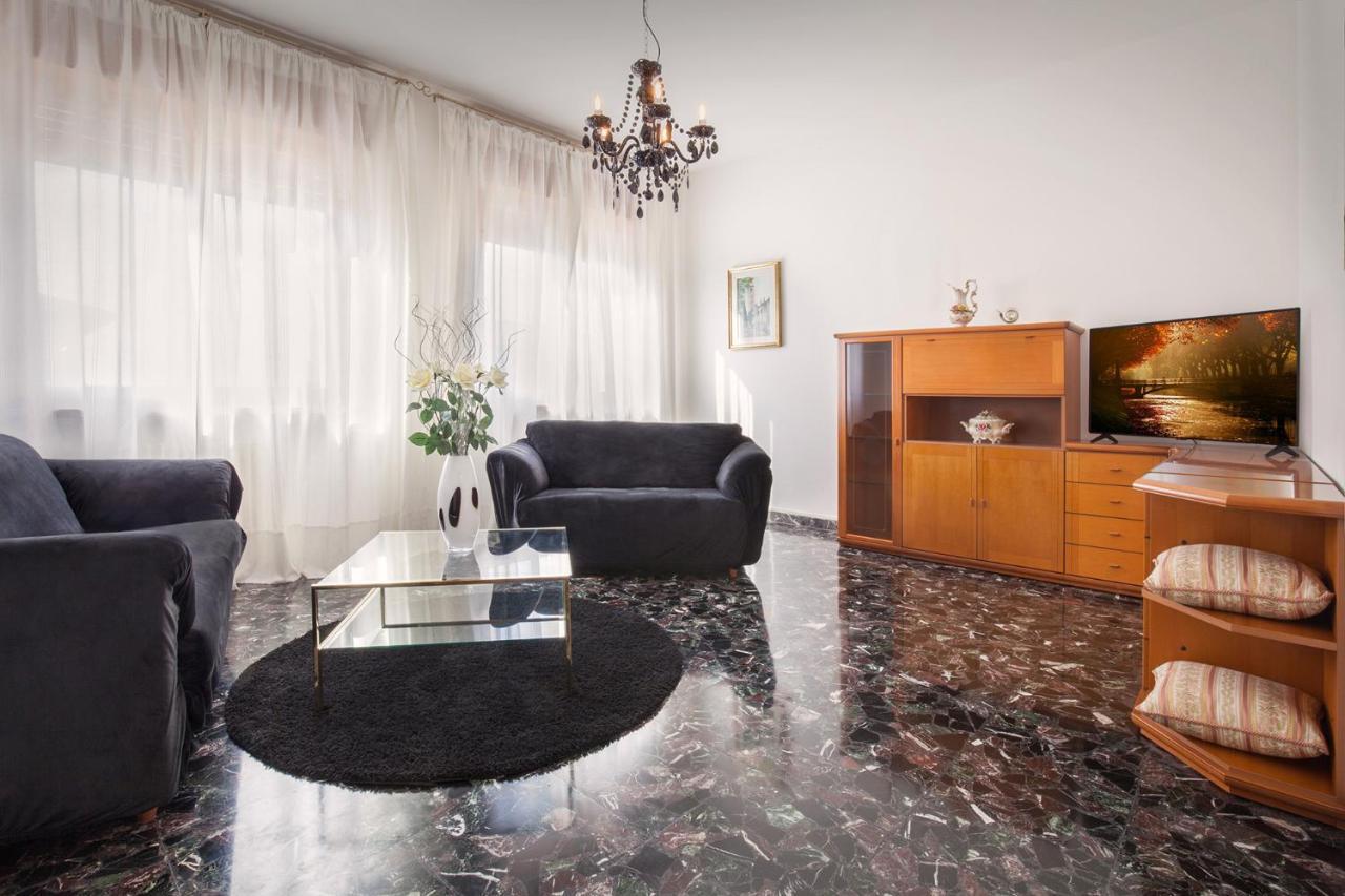 Villa Viola-Comoda Villetta A Каприно Веронезе Екстериор снимка